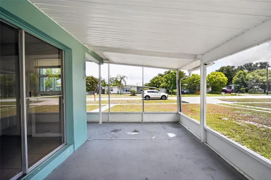 6115 Freemont Street North Port FL 34287