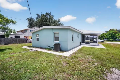 6115 Freemont Street North Port FL 34287