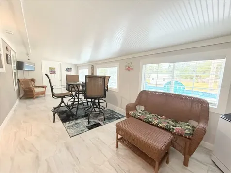 1590 S Palm Avenue Homosassa FL 34448