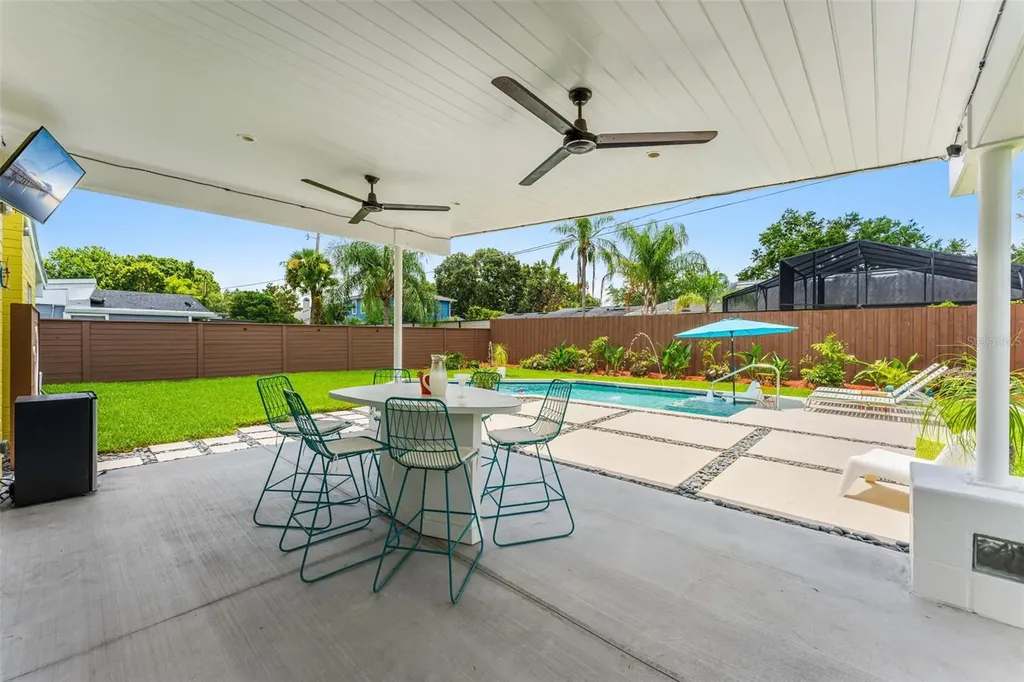 1402 Cumbie Street Orlando FL 32804
