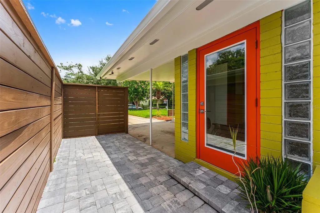 1402 Cumbie Street Orlando FL 32804
