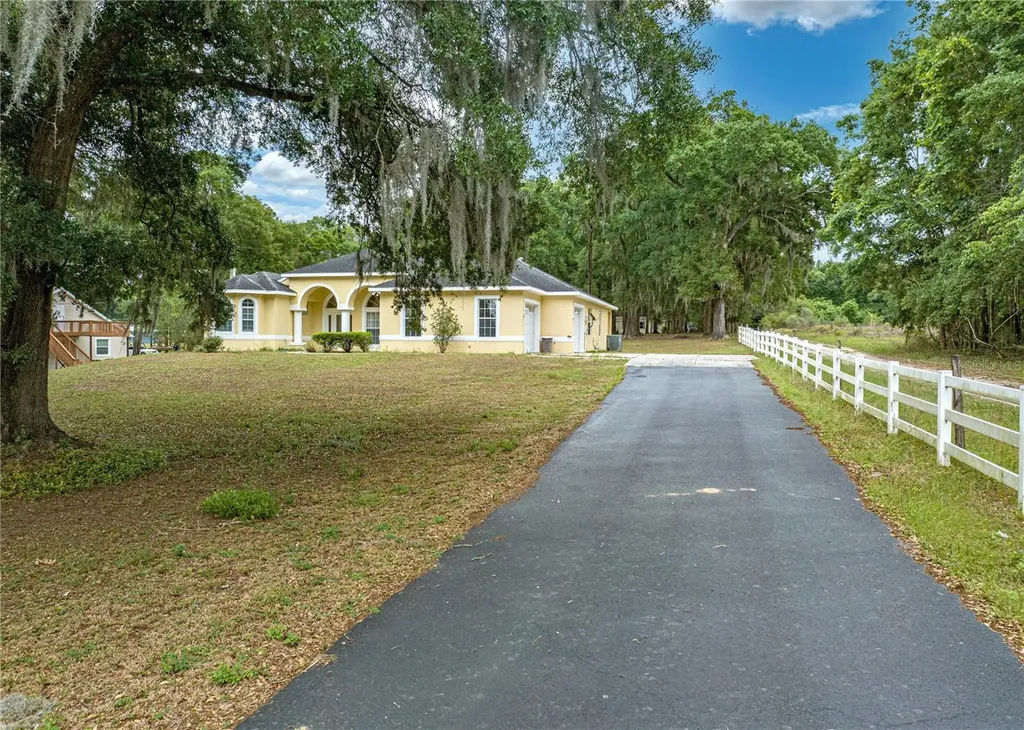 12806 Judy Street Dade City FL 33525