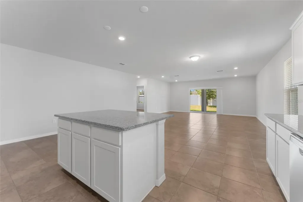 9642 Summers Cay Circle Thonotosassa FL 33592