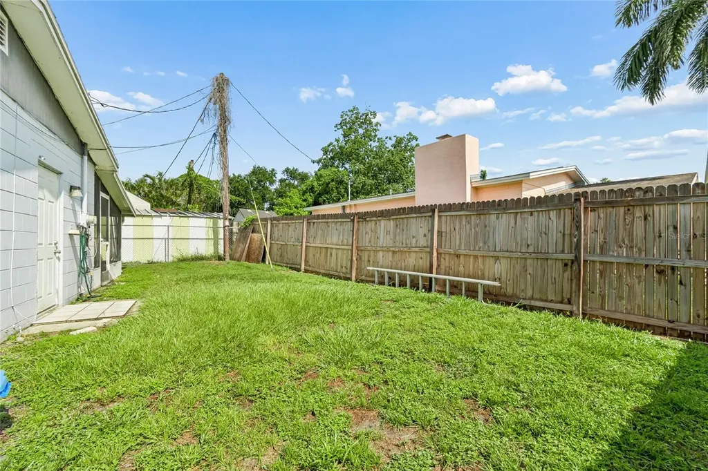 8900 59th Way Pinellas Park FL 33782