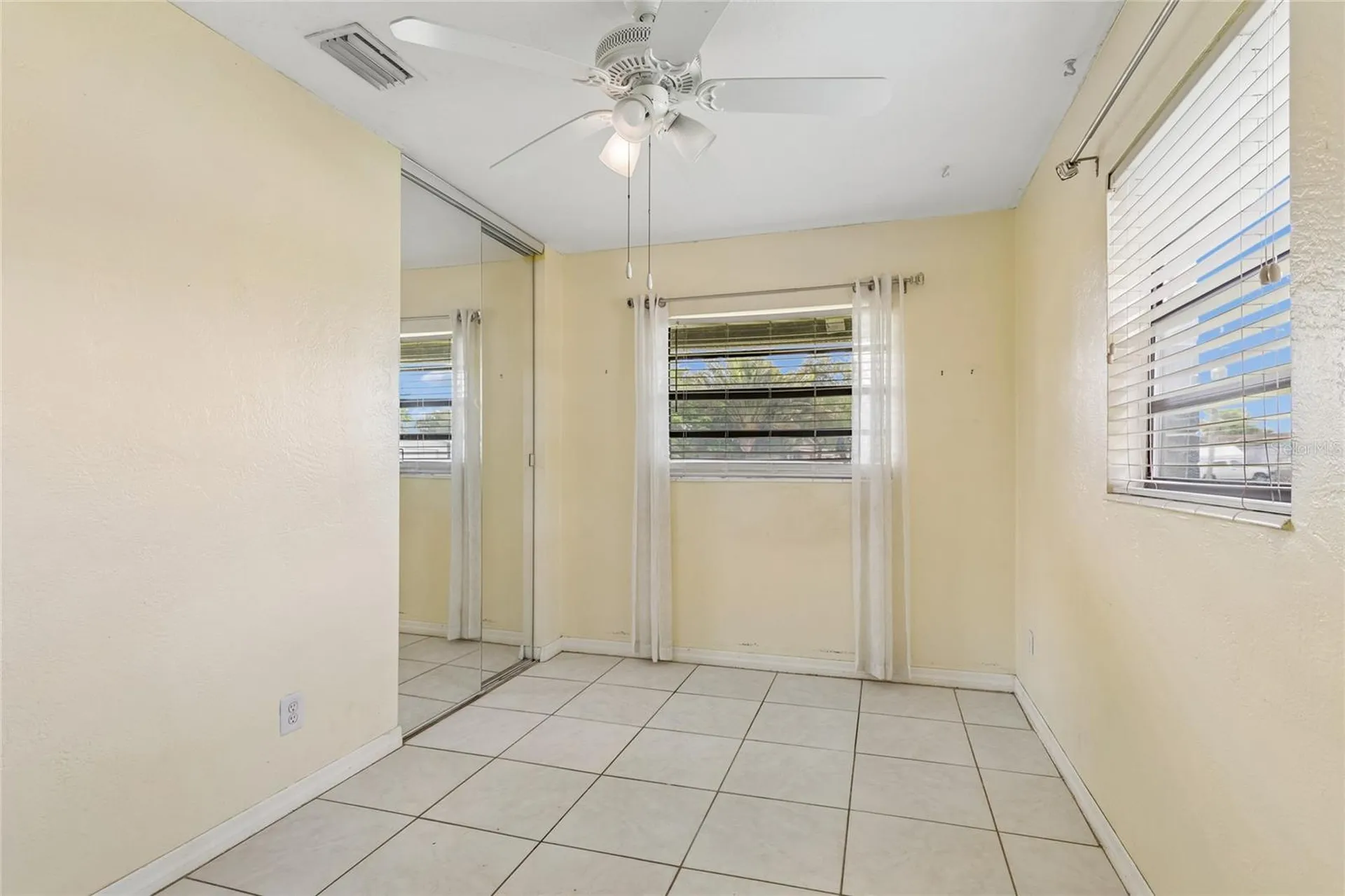 8900 59th Way Pinellas Park FL 33782
