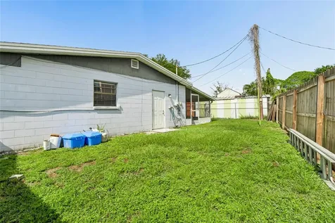 8900 59th Way Pinellas Park FL 33782
