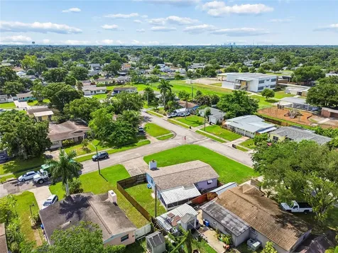 8900 59th Way Pinellas Park FL 33782