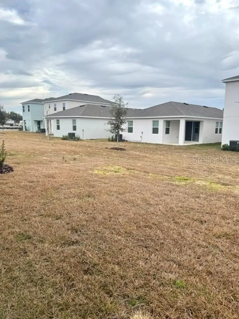 879 Shumard Way Lady Lake FL 32159