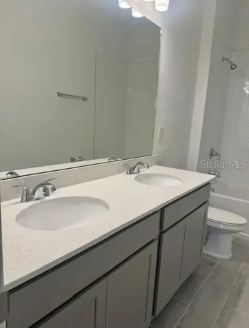 879 Shumard Way Lady Lake FL 32159