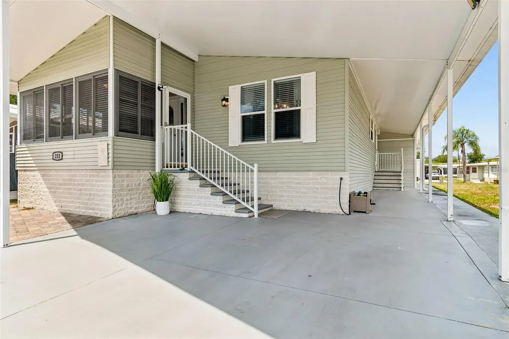 9790 66th Street N Pinellas Park FL 33782