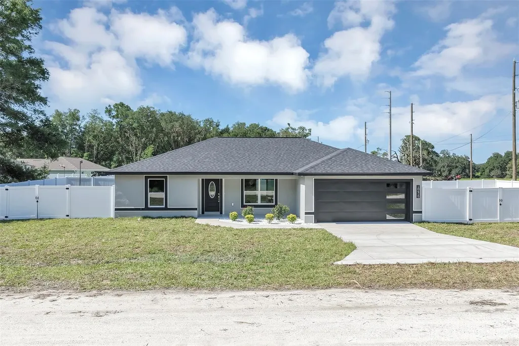 10415 SW 140th Avenue Dunnellon FL 34432