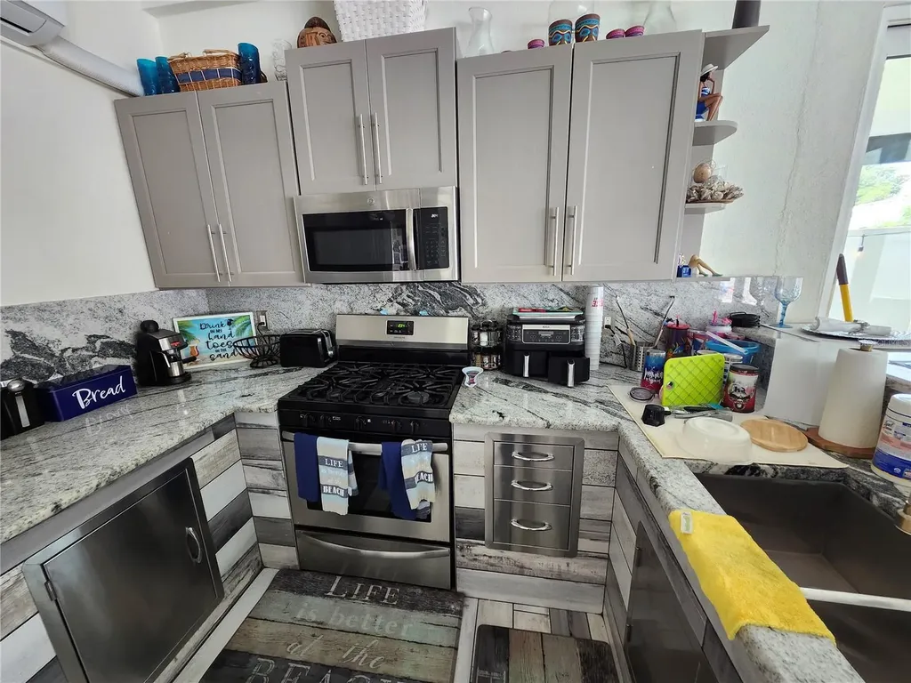 7514 Paradise Place Tampa FL 33619