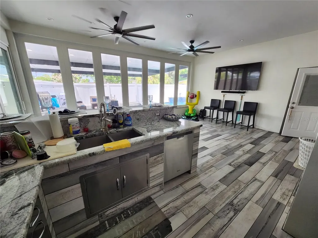 7514 Paradise Place Tampa FL 33619