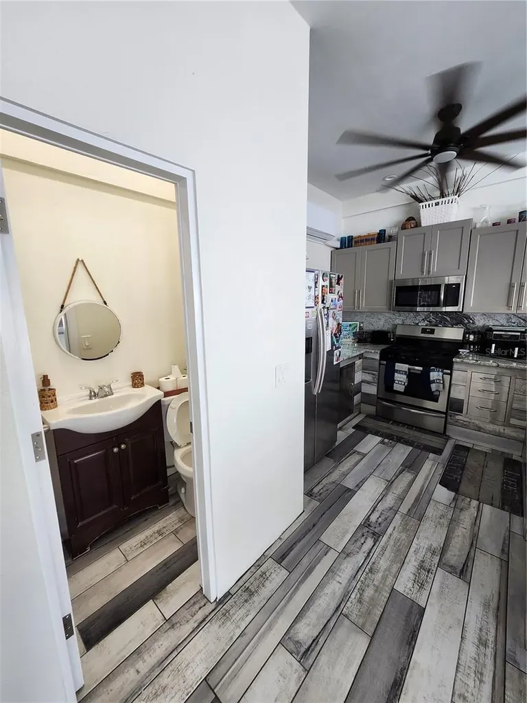 7514 Paradise Place Tampa FL 33619