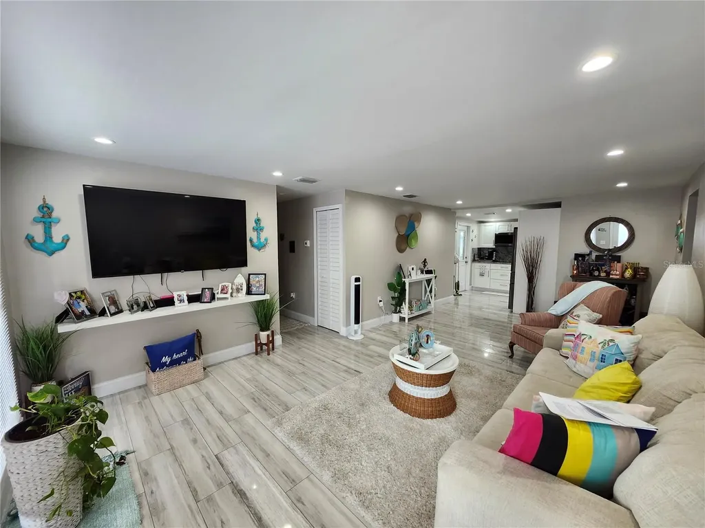 7514 Paradise Place Tampa FL 33619