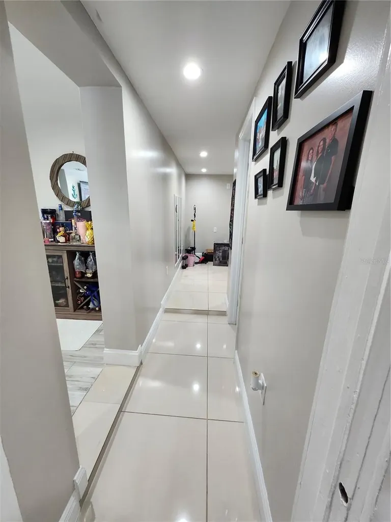 7514 Paradise Place Tampa FL 33619