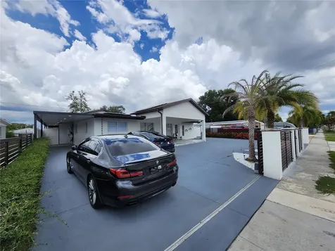 7514 Paradise Place Tampa FL 33619