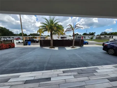 7514 Paradise Place Tampa FL 33619
