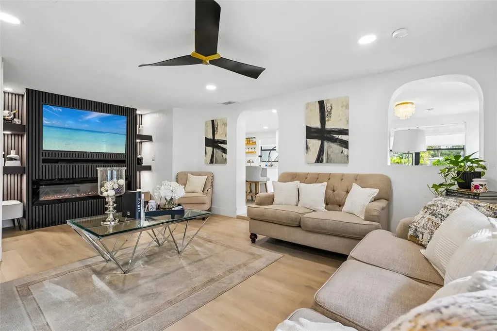 2934 W Ellis Drive Tampa FL 33611