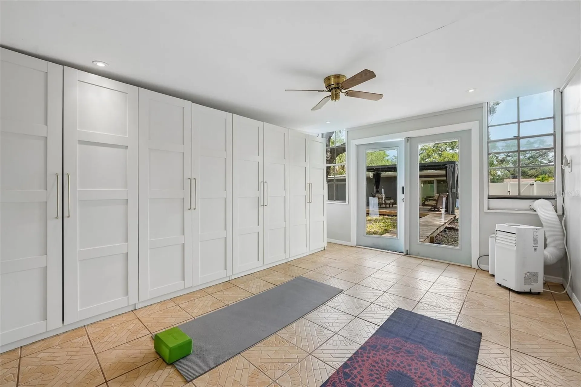 2934 W Ellis Drive Tampa FL 33611