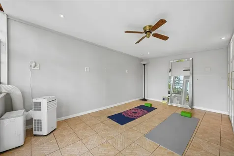 2934 W Ellis Drive Tampa FL 33611