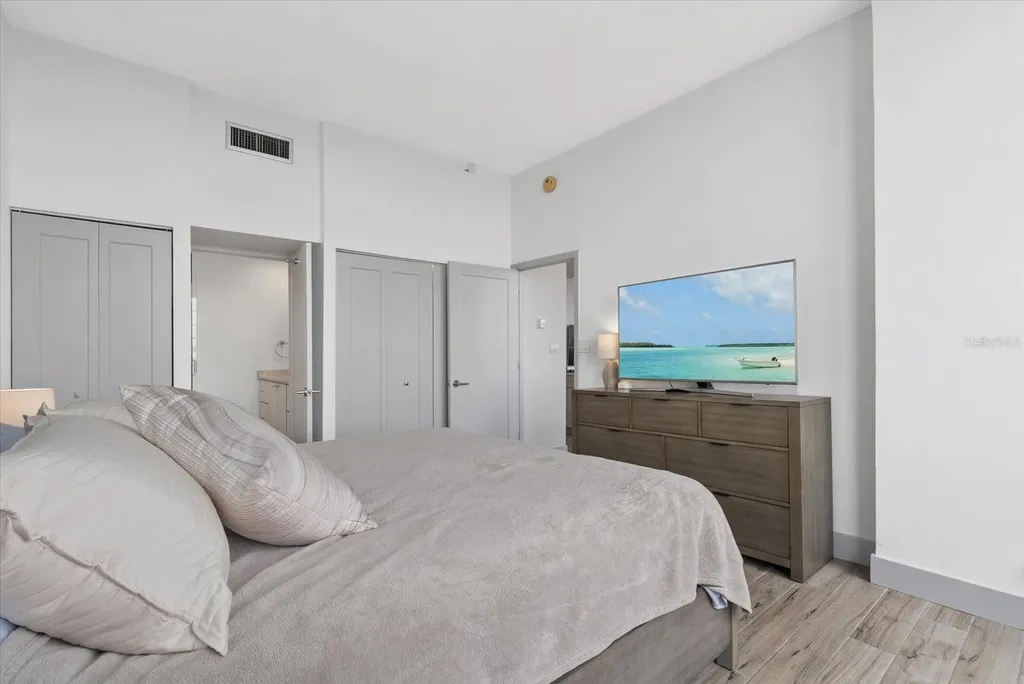 5400 Ocean Boulevard Sarasota FL 34242