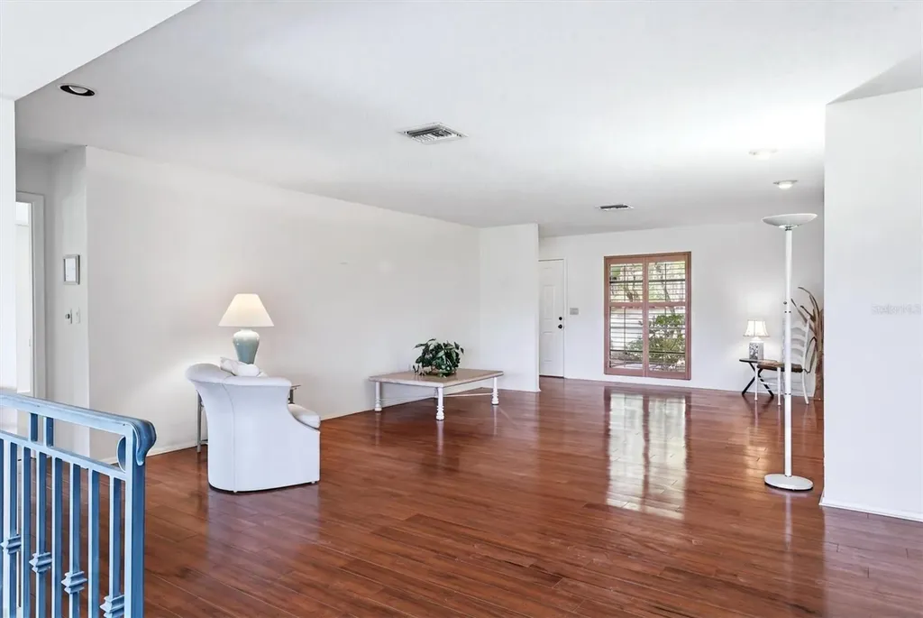 5451 Golf Pointe Drive Sarasota FL 34243