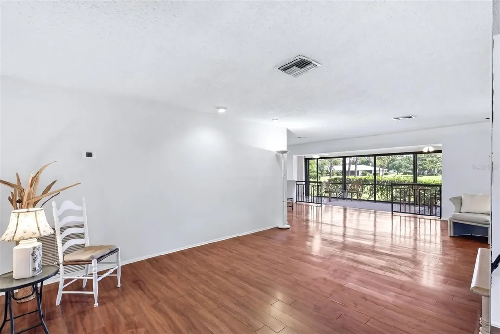 5451 Golf Pointe Drive Sarasota FL 34243