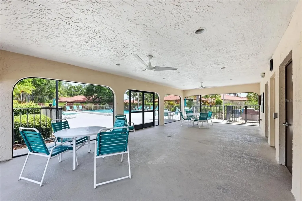 5451 Golf Pointe Drive Sarasota FL 34243