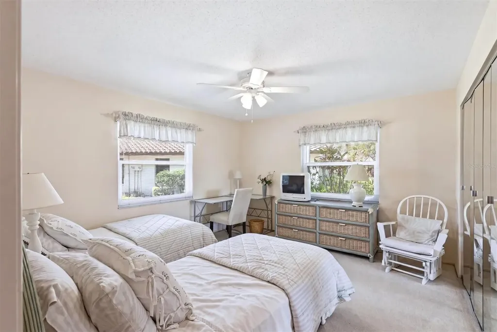 5451 Golf Pointe Drive Sarasota FL 34243