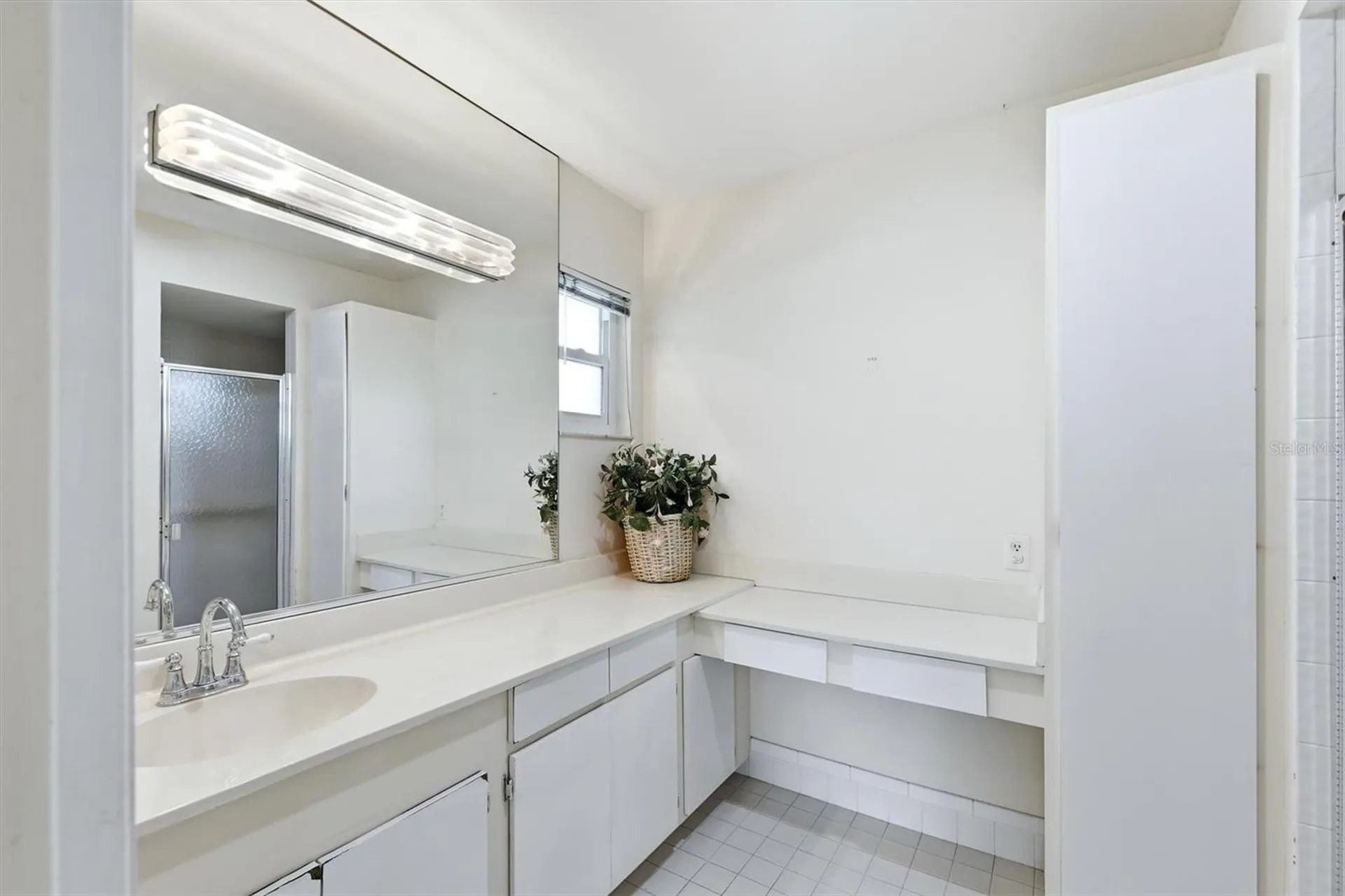 5451 Golf Pointe Drive Sarasota FL 34243