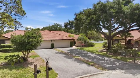 5451 Golf Pointe Drive Sarasota FL 34243