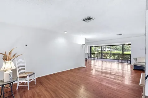 5451 Golf Pointe Drive Sarasota FL 34243