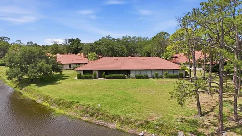 5451 Golf Pointe Drive Sarasota FL 34243