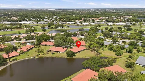 5451 Golf Pointe Drive Sarasota FL 34243