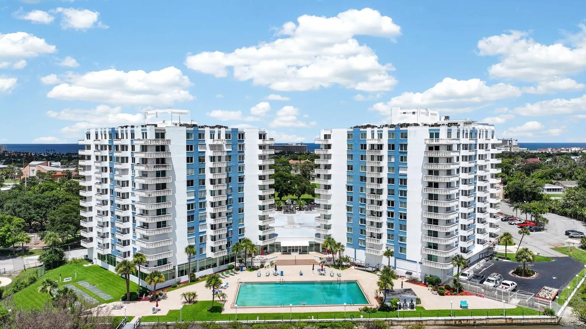 935 N Halifax Avenue Daytona Beach FL 32118