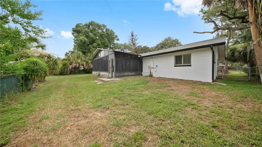 2662 Derbyshire Road Maitland FL 32751