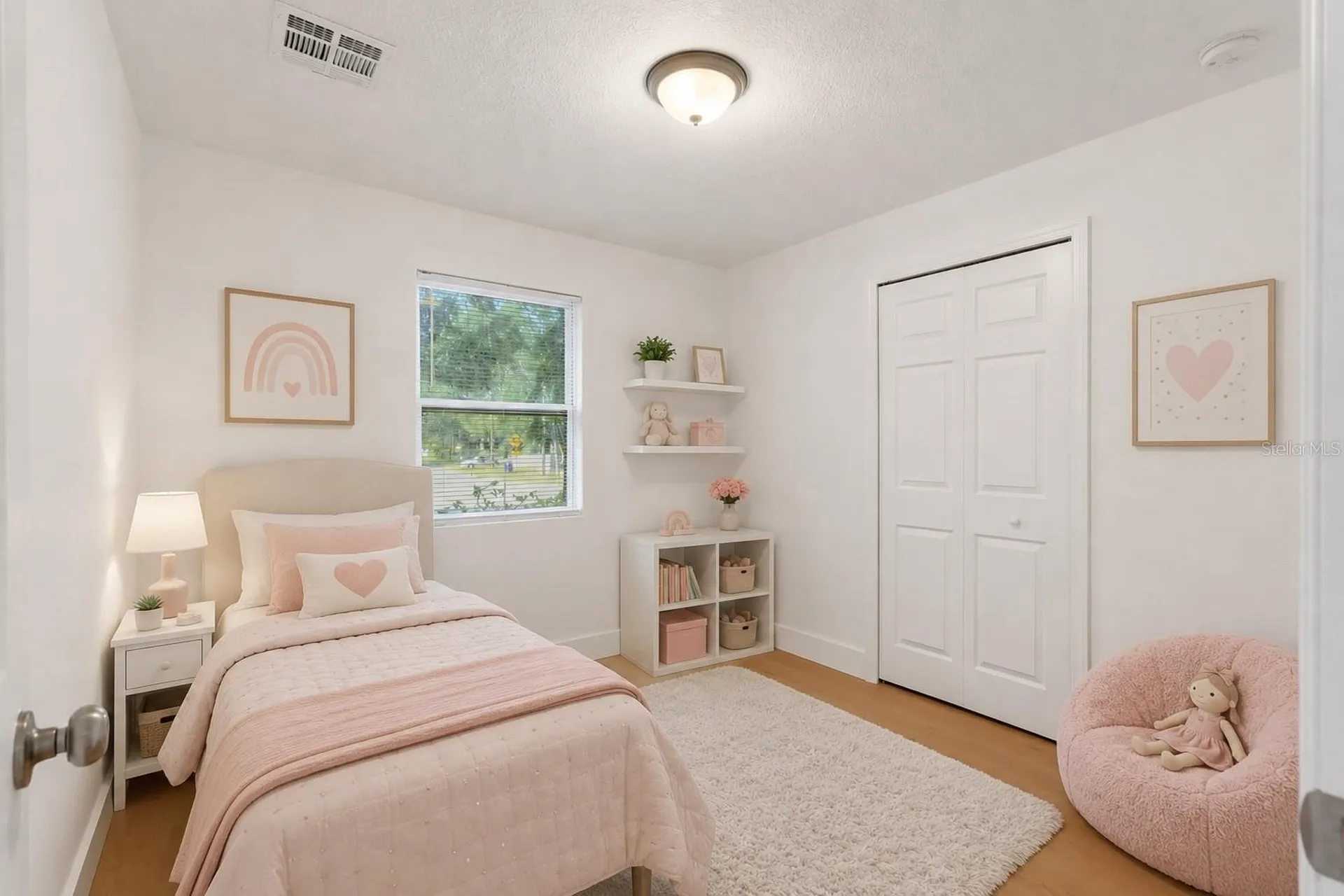 5557 Cleveland Road Jacksonville FL 32209