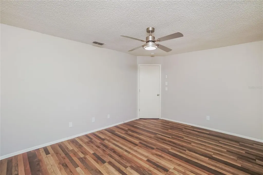 819 Greenfield Drive Palm Harbor FL 34684