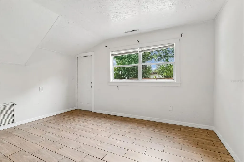 1363 Tioga Avenue Clearwater FL 33756