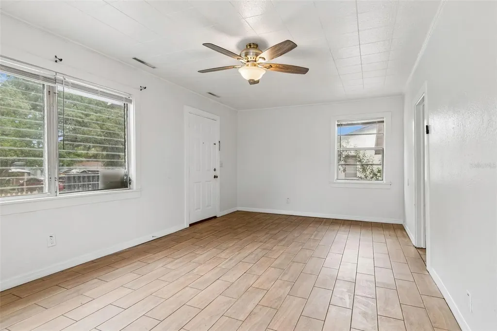 1363 Tioga Avenue Clearwater FL 33756