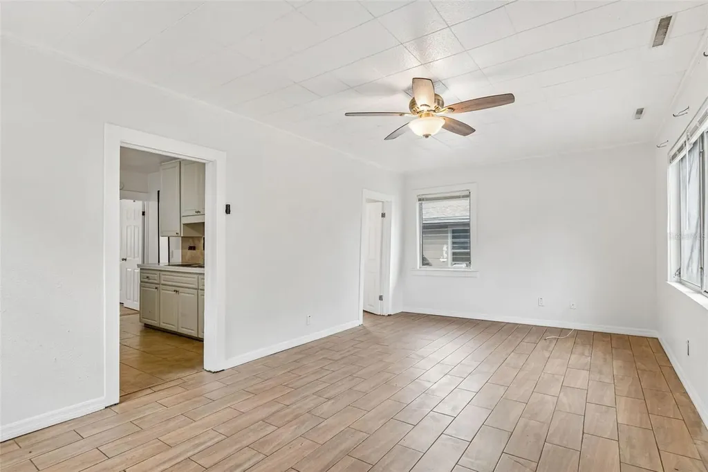 1363 Tioga Avenue Clearwater FL 33756