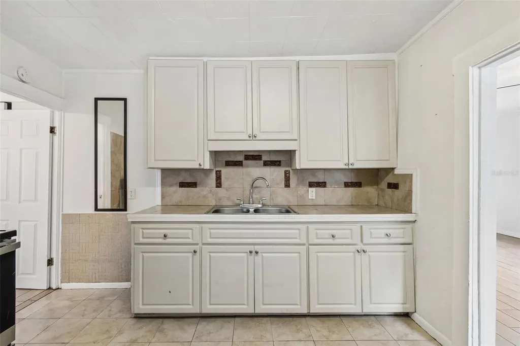 1363 Tioga Avenue Clearwater FL 33756