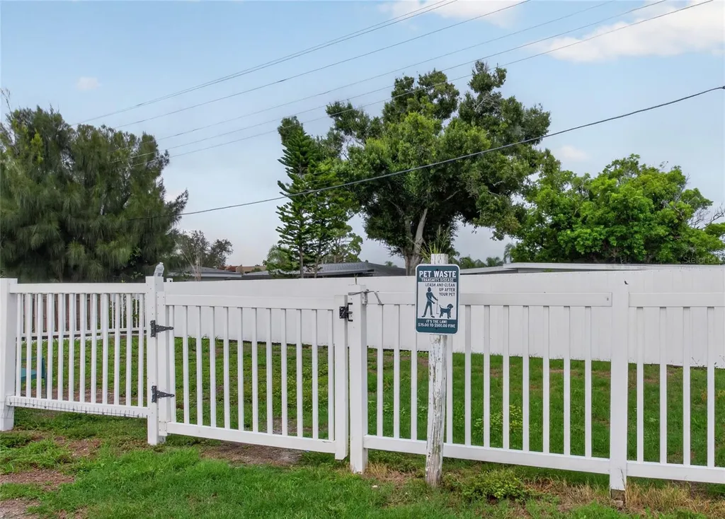 3417 Clark Road Sarasota FL 34231
