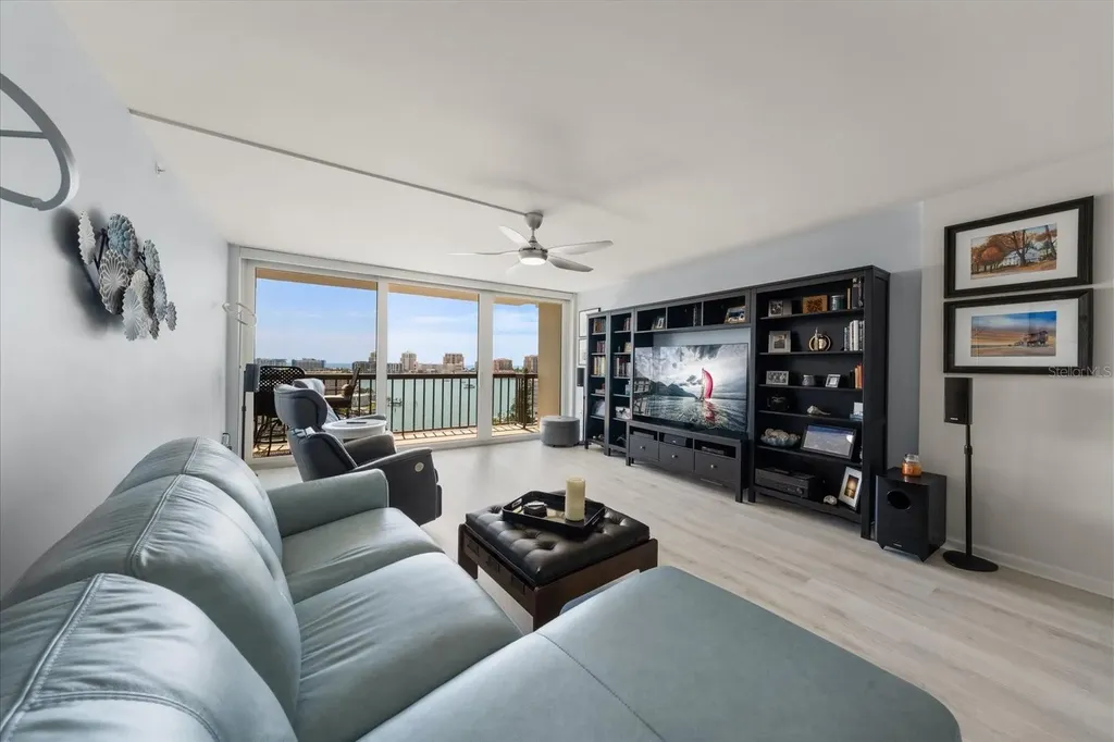 400 Island Way Clearwater Beach FL 33767