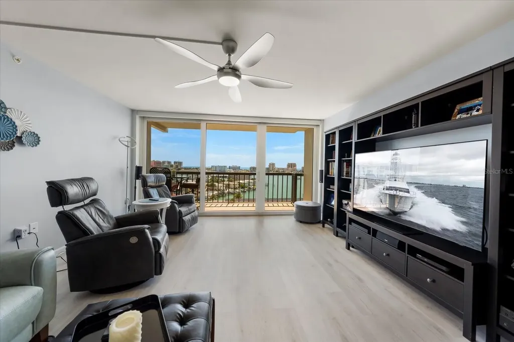 400 Island Way Clearwater Beach FL 33767