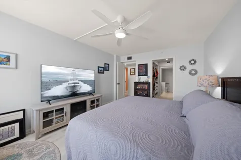 400 Island Way Clearwater Beach FL 33767