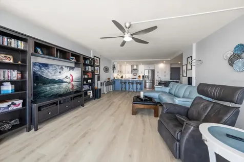 400 Island Way Clearwater Beach FL 33767
