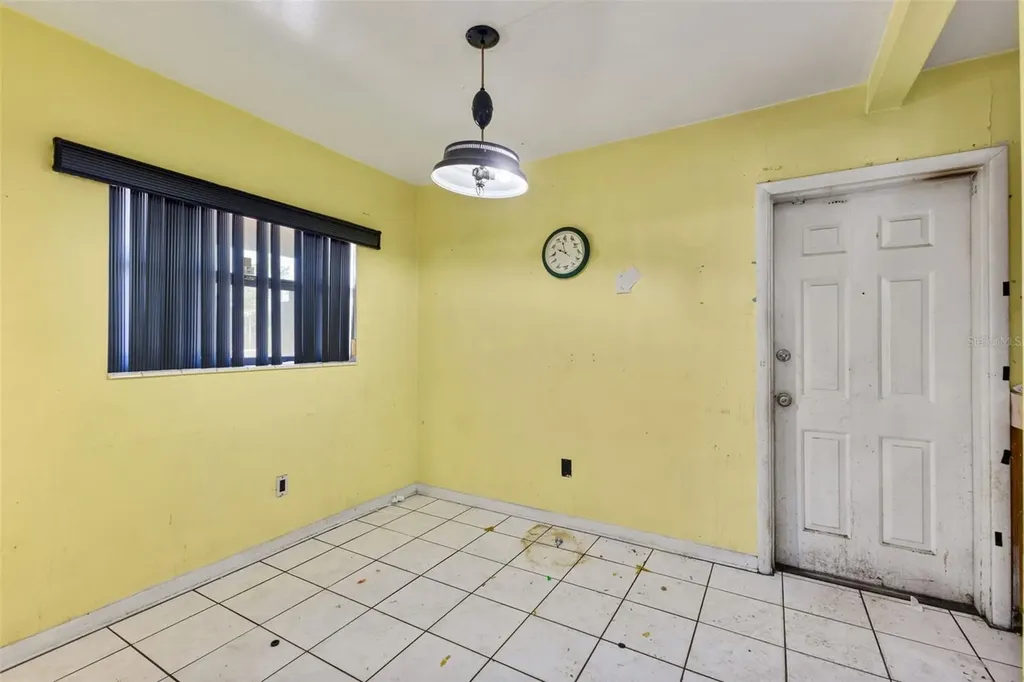 2608 E Yukon Street Tampa FL 33604