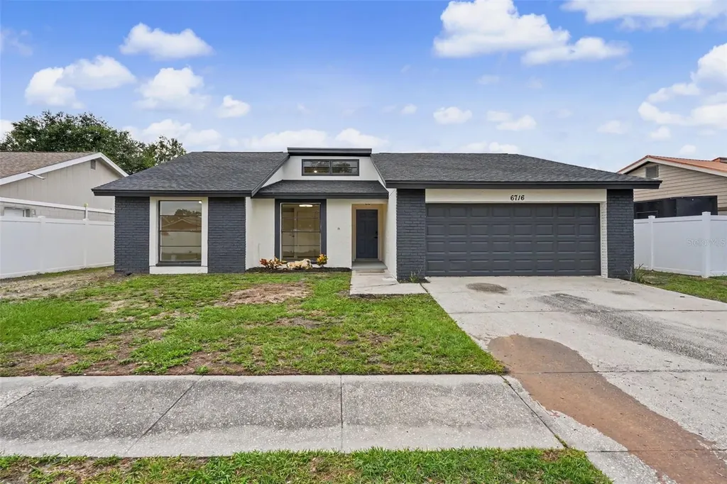 6716 Timberlane West Drive Tampa FL 33615